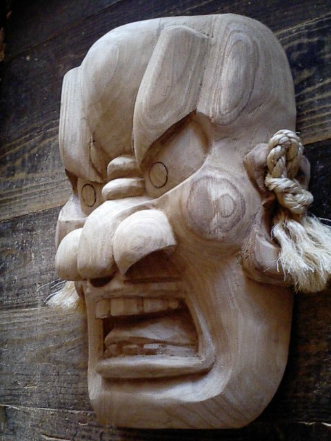 釜神様 横面