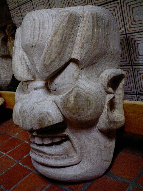 釜神様 横面